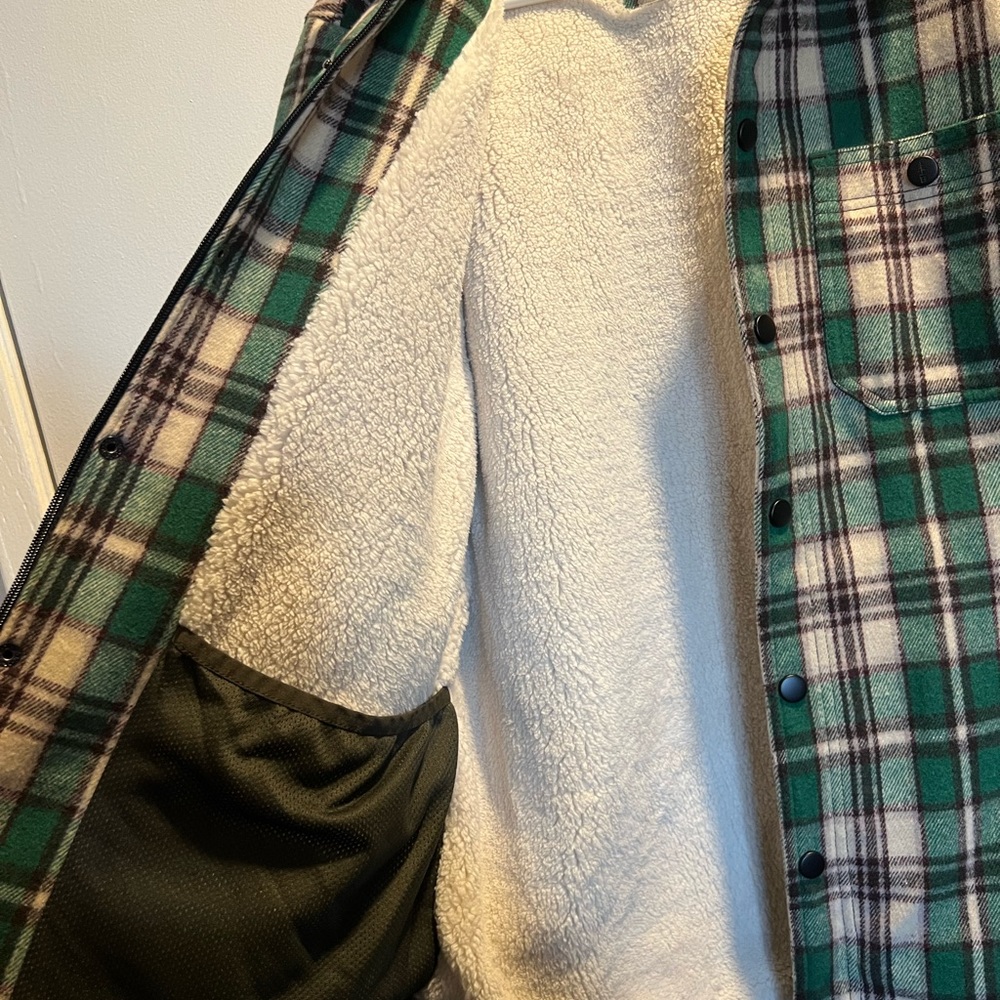 Bass Outdoor jacket Large New - Picture 4 of 8